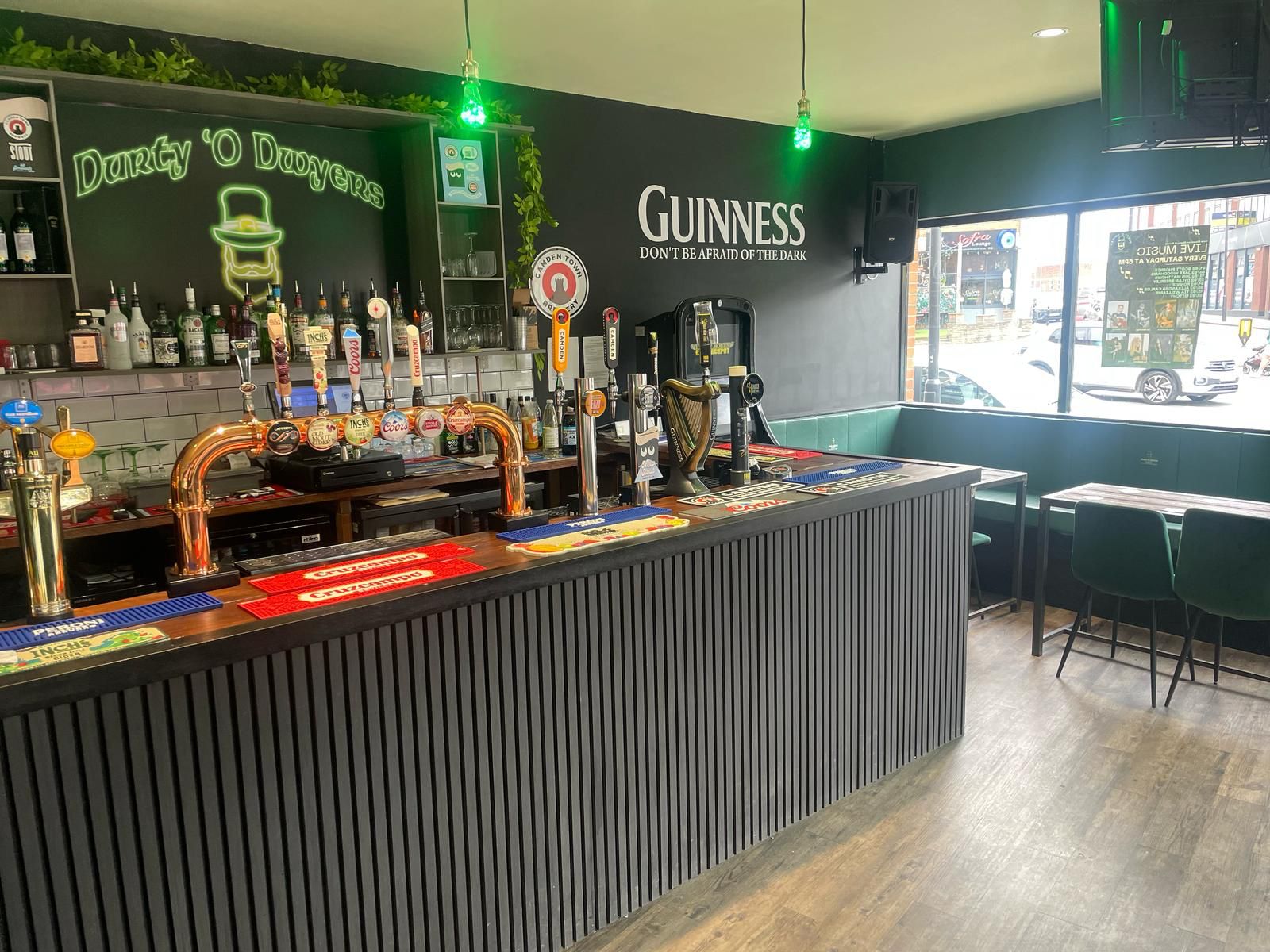 Wakefield Bar Image 4